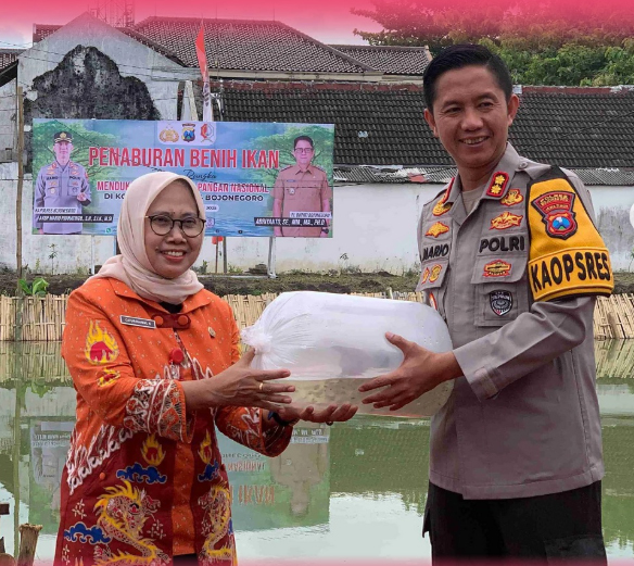 inas Peternakan dan Perikanan (Disnakkan) bekerjas