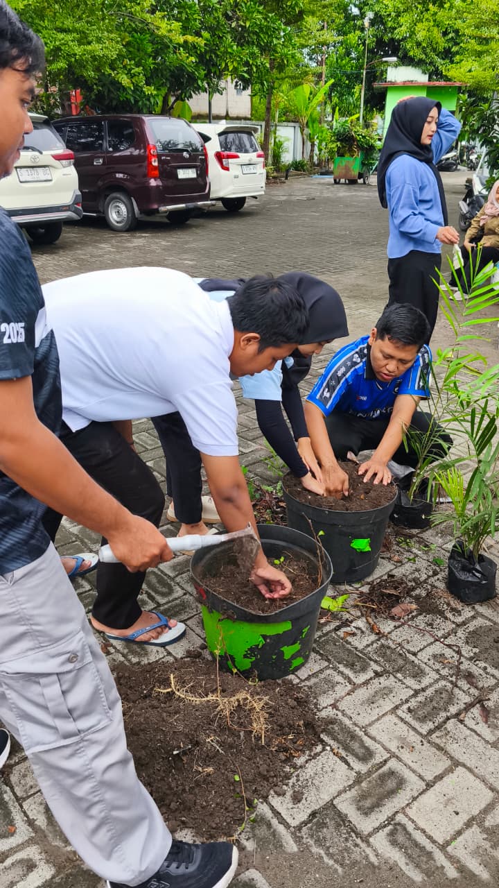 Kerja Bakti Dinas Peternakan dan Perikanan
